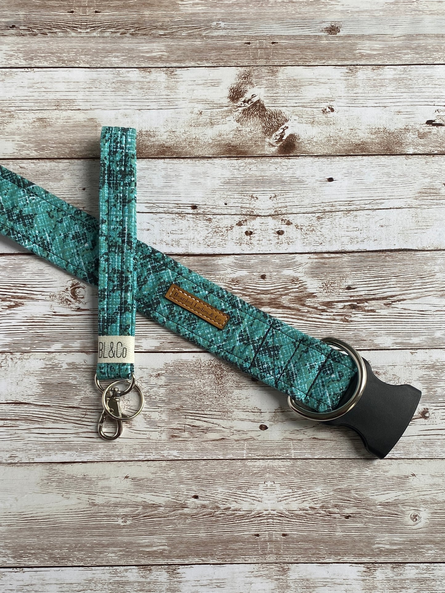 Green, Black & White Dog Collar